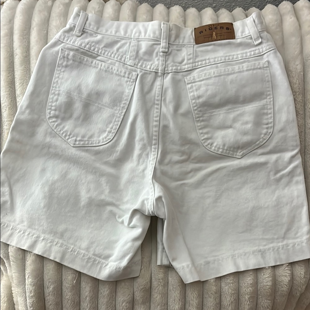 Riders by Lee White Jean Shorts Classic Summer Style
